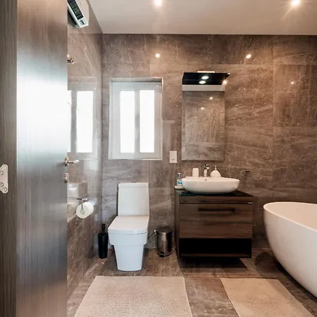 Superb 3 Bed Penthouse With Large Terrace * Sliema