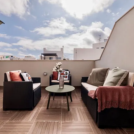 Superb 3 Bed Penthouse With Large Terrace * Sliema
