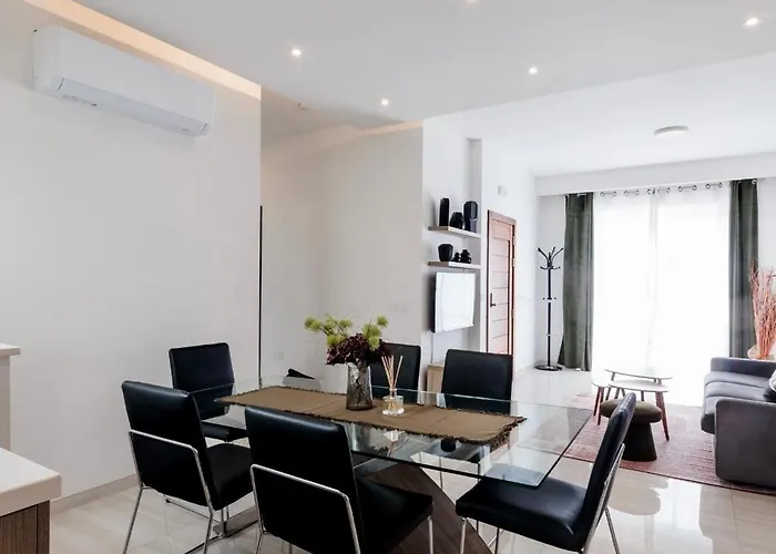 Apartament Superb 3 Bed Penthouse With Large Terrace Sliema