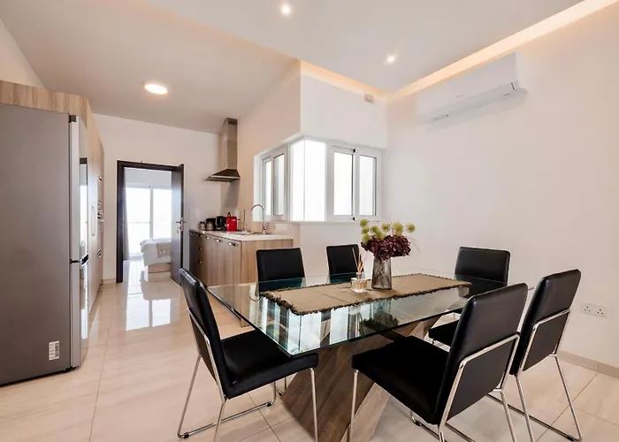 Apartament Superb 3 Bed Penthouse With Large Terrace *