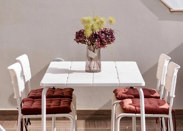 Superb 3 Bed Penthouse With Large Terrace Apartament