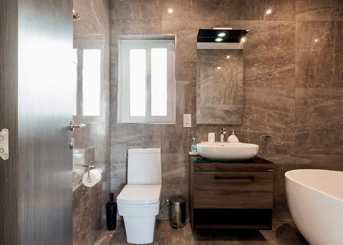 Superb 3 Bed Penthouse With Large Terrace * Sliema